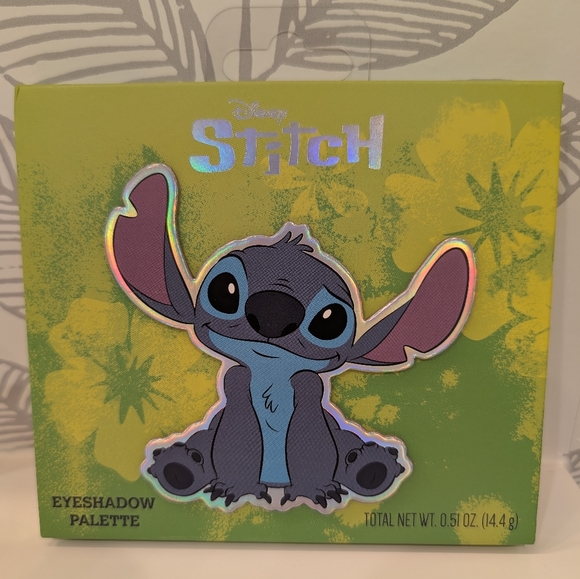 Disney Stitch Eyeshadow Palette 12 Colors NWT - Picture 1 of 3